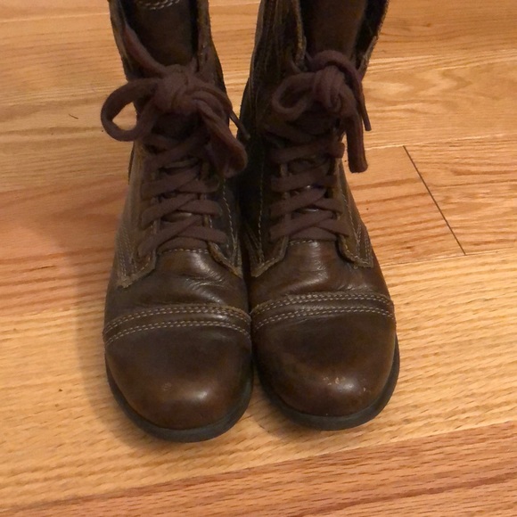 Steve Madden Troopa Combat Boot - Picture 4 of 6